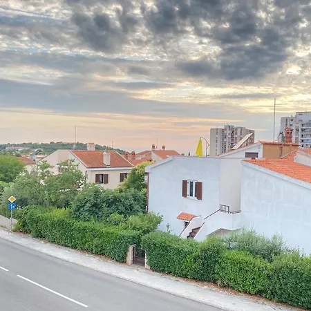 Apartments Paradiso Pula Exterior photo